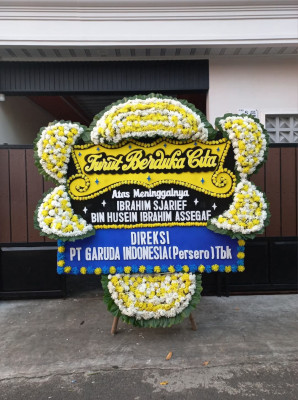 Papan Bunga Duka di Batang Alai Timur